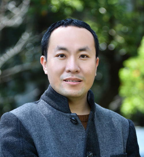 Dezhi Xiong