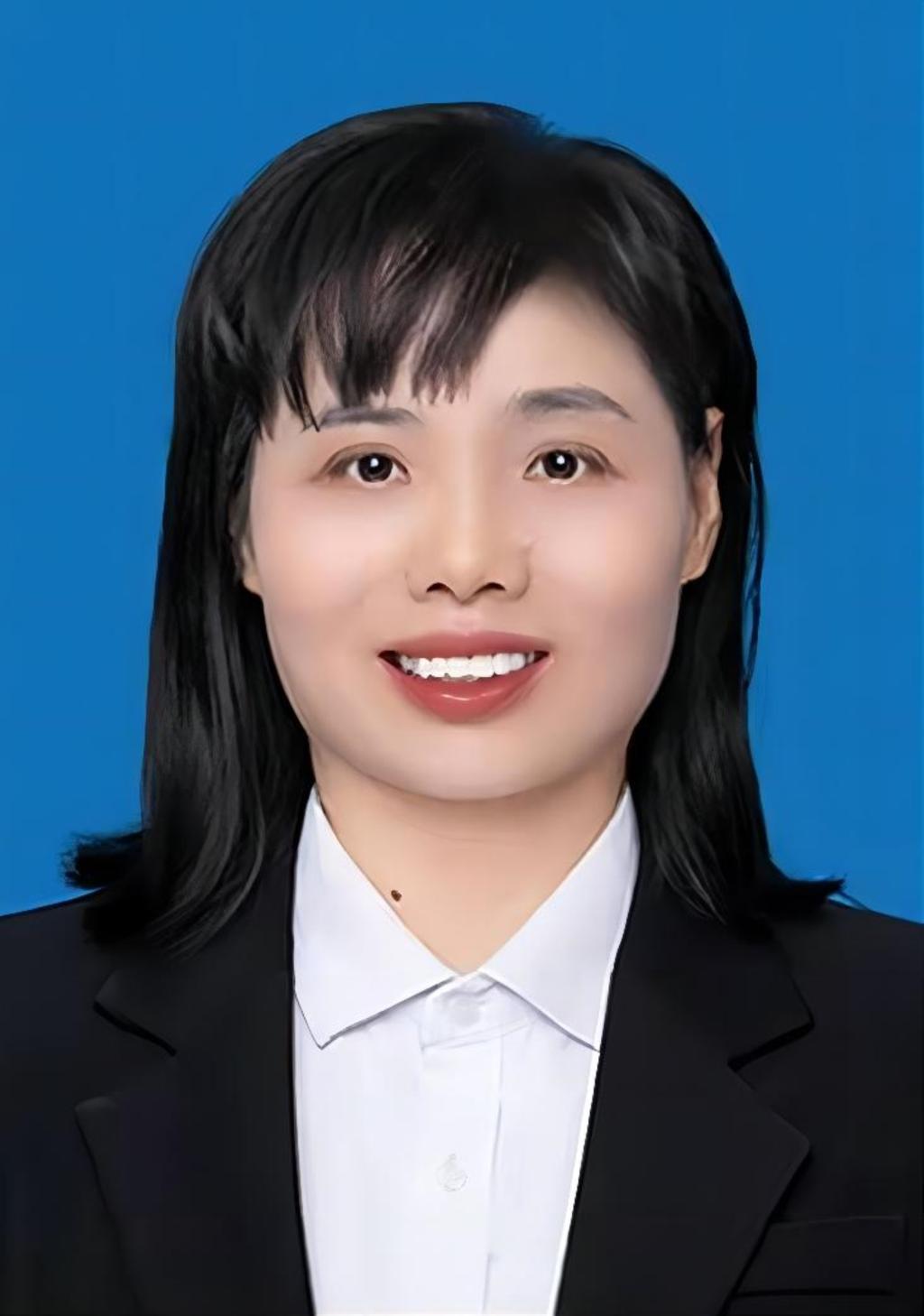Xinhong Guo