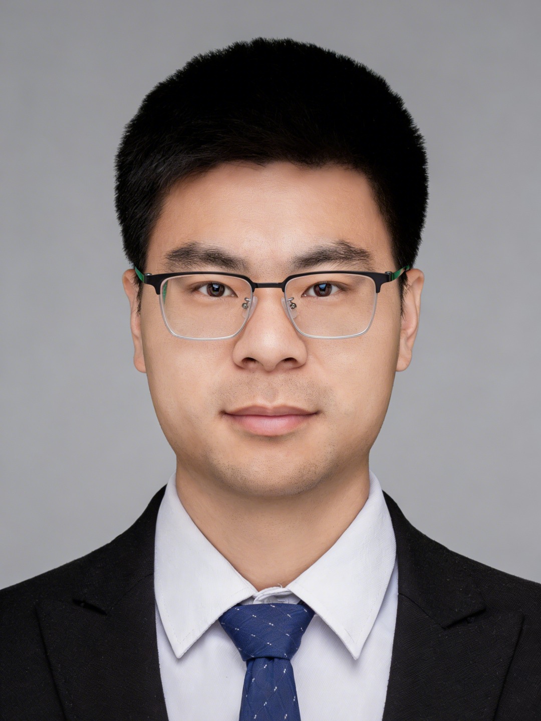 Zhiliang Huang