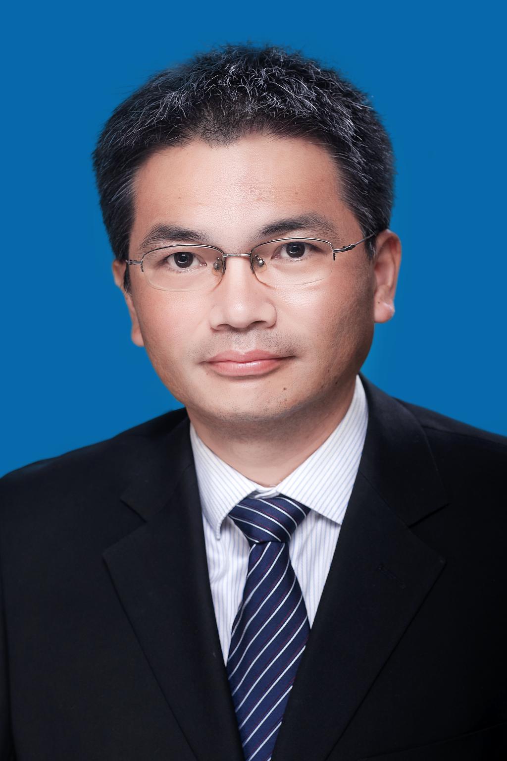 Zhi Luo