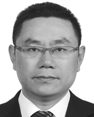 Yujiang Shi