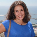 Ana R. Vassalo