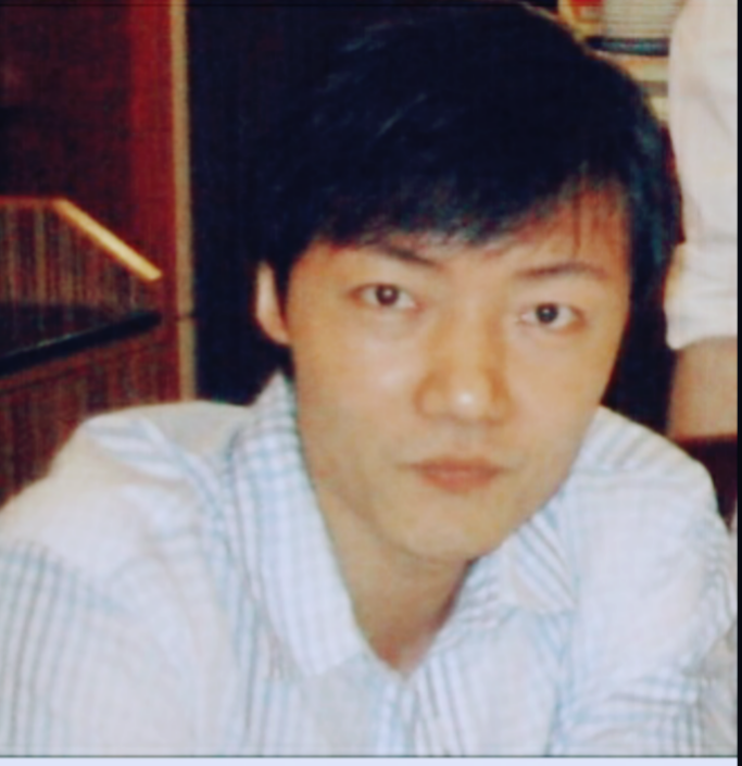 Yunlong Zhou