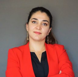 Elmira Yadollahi
