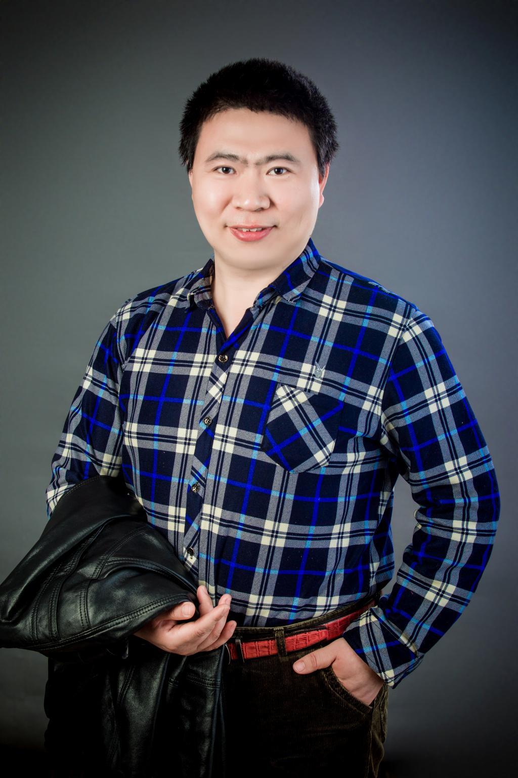 Xiaoming Zhang
