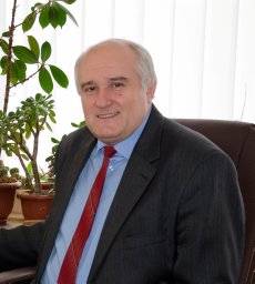 Pavlo D Maryanchuk
