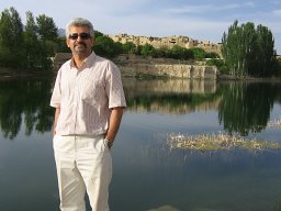 Aghafakhr Mirlohi