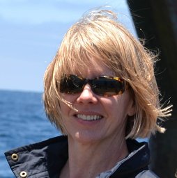Catherine De Groot-Hedlin