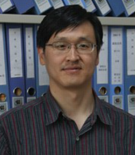 Weian Yang