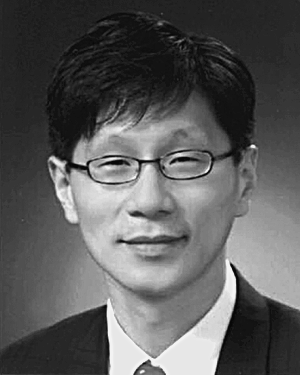 Kyung-Won Min
