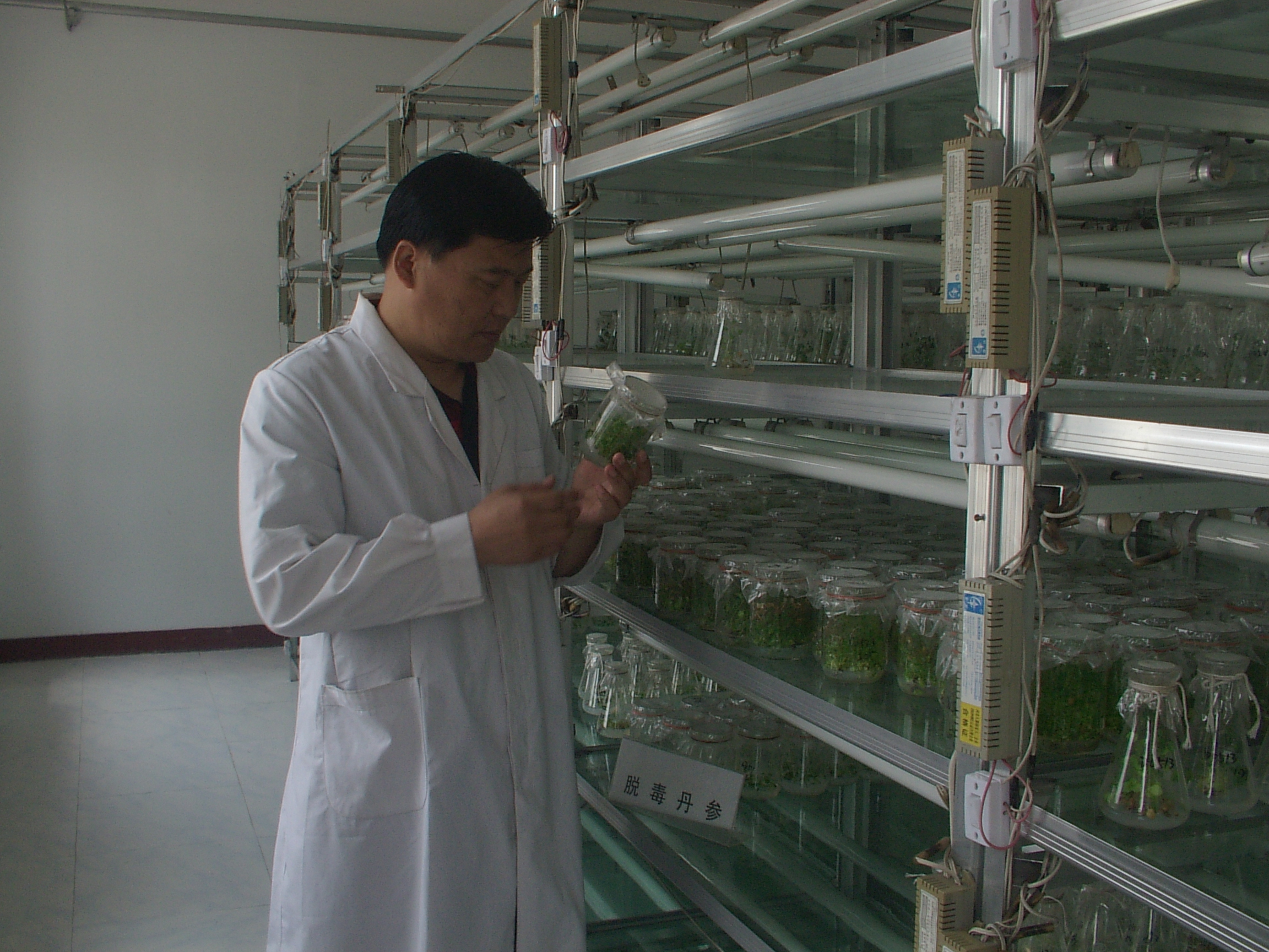 Xiaoliang Xie