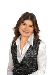 Ayse Bas Collins
