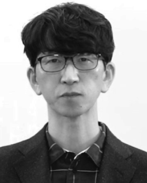 Jong Weon Lee