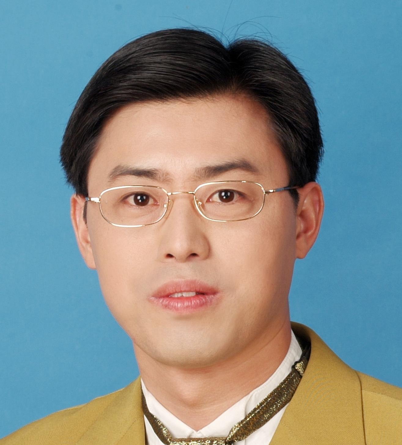 Yuanxin Xu