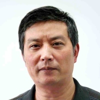 Xinqiang Zhu