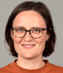 Amy Macdougall