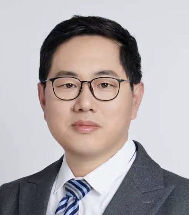 Rusen Lu