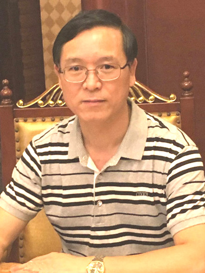 Erxun Zhou