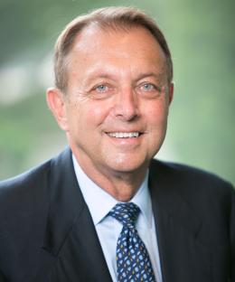 Robert E. Scott