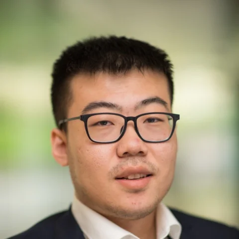 Junyi Li