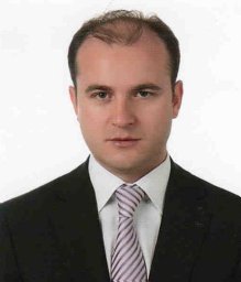 Tüfek Adnan