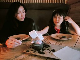 Lee Hyun Ji Julie