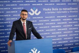 Dejan Tubic