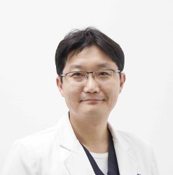 Je Beom Hong