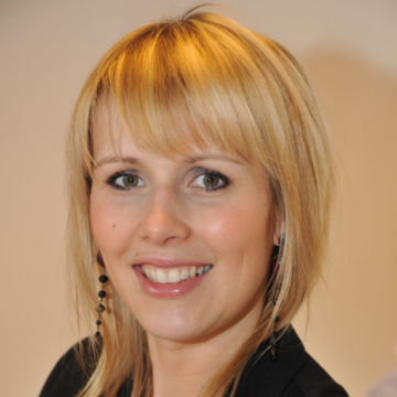 Amélie K Mainjot
