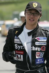 Hyun-Woo Lee