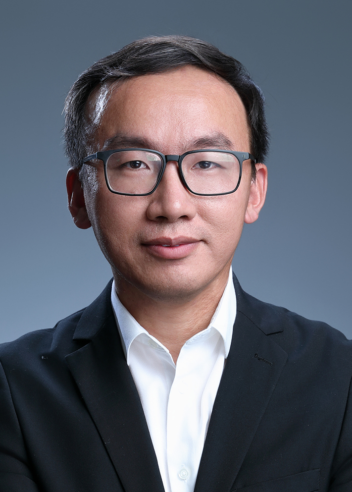 Zhaoqiang Li