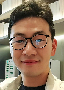 Xiaoyang Huang