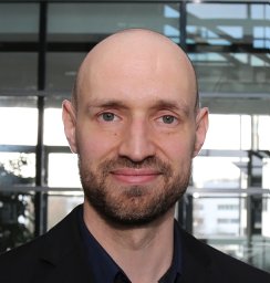 Felix F Loeffler