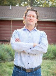 R Jeremy Nichols