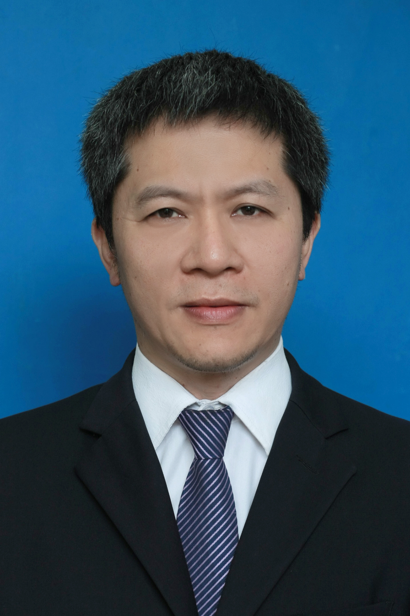 Jianquan Ouyang