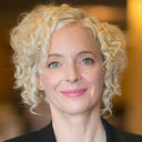 Marian J Vermeulen
