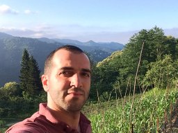 Nihat Tak