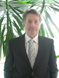 Stephen Bunker