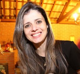 Sâmia R. Garcia