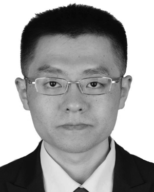 Junlong Chen