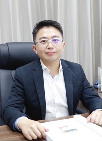 Yuntao Wang