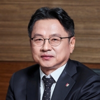 Young Wook Yoon