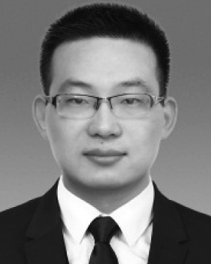 Quanrui Li