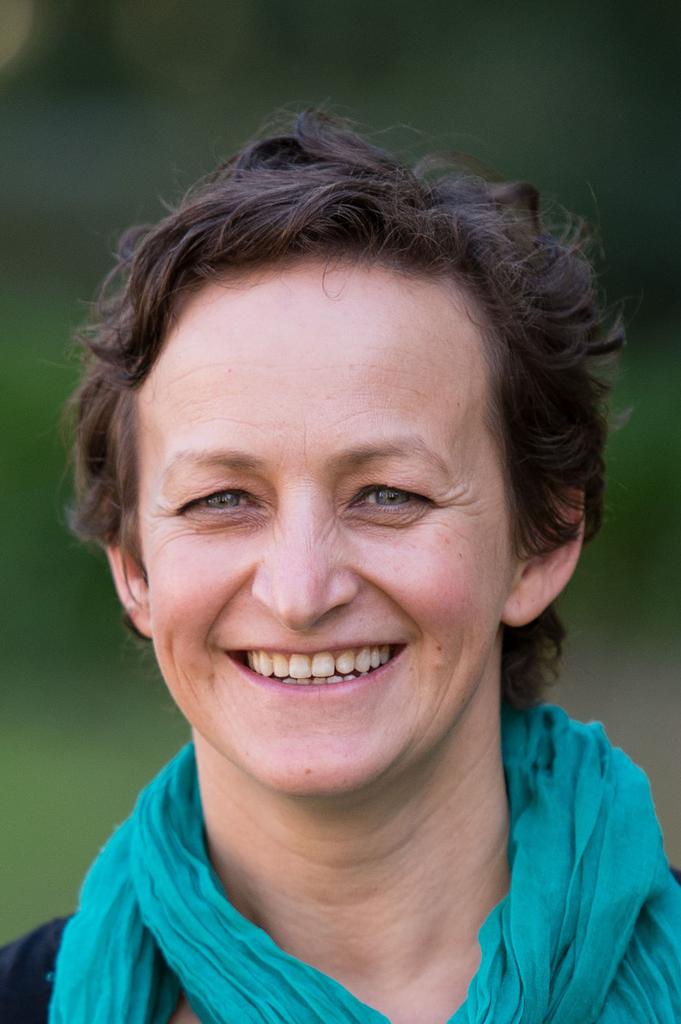 Narelle Warren