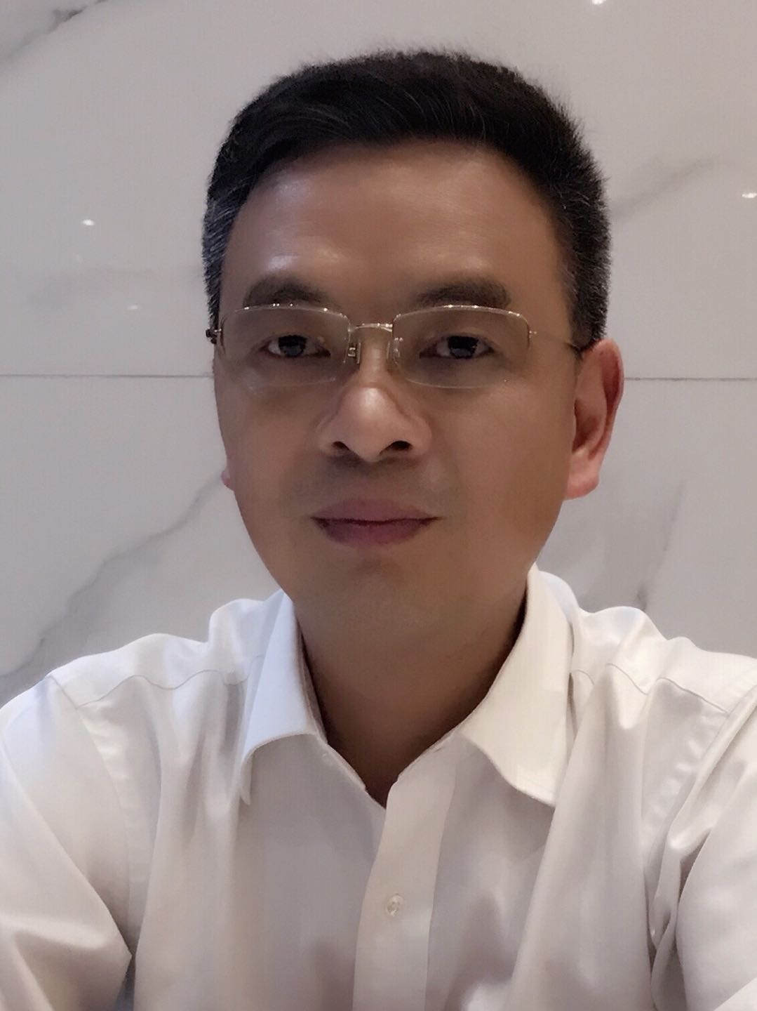 Junfei Luo
