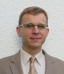 Hans H Gorris