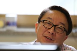 Kunhong Kim