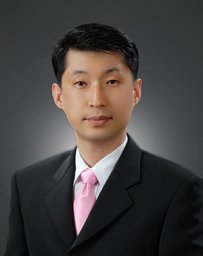 Myoung-Gun Choung