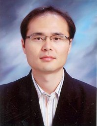 Dongwon Lee
