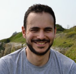Correa Luis A